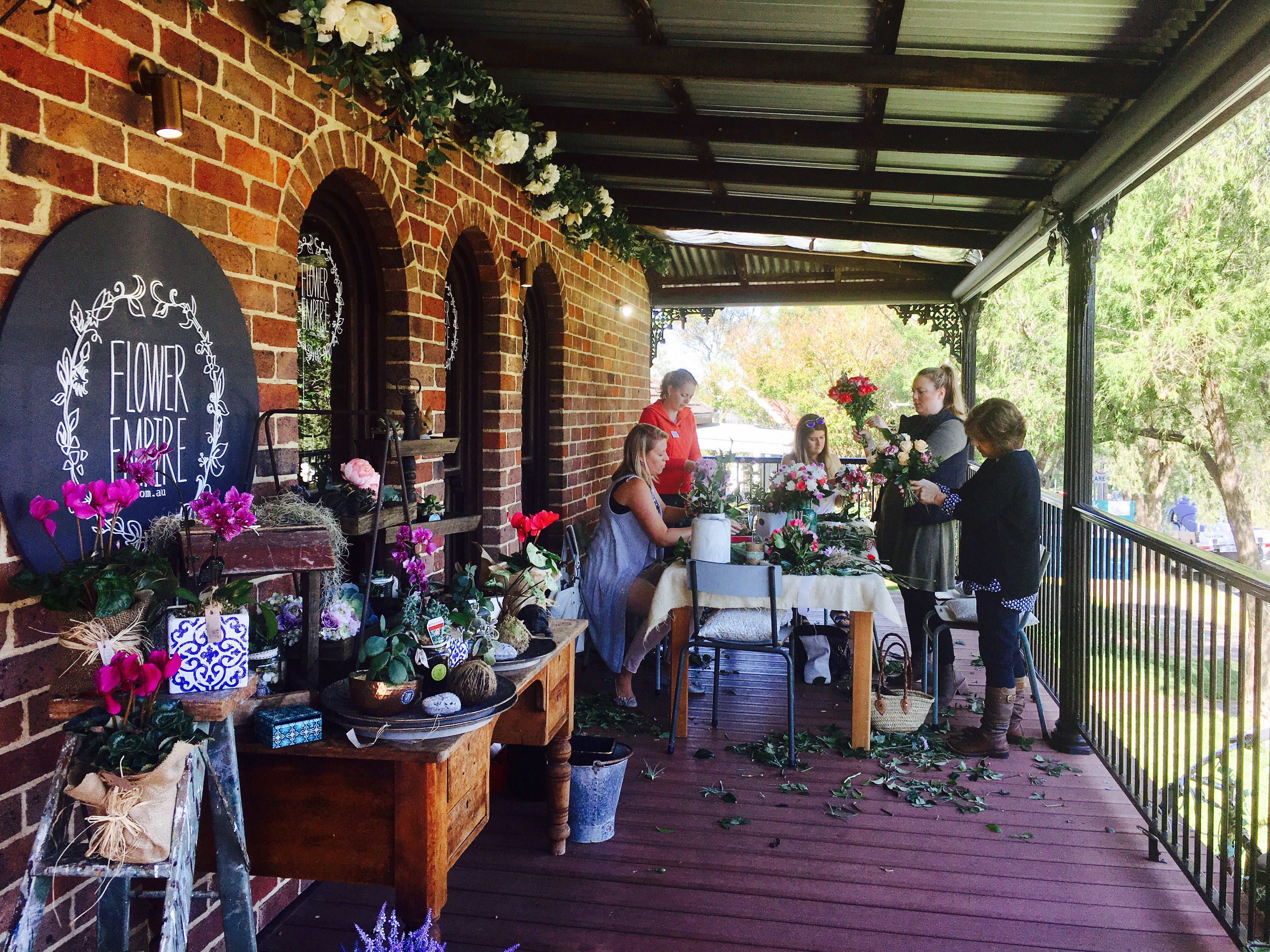 Flat Backed Bouquet Workshop
